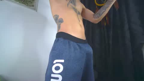 sem_alas online show from December 21, 12:29 am