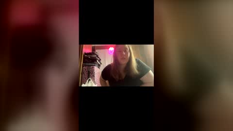 Snapshot of semajsage chatting on March 20, 9:52 pm Semaj Sage online show from March 20, 9:52 pm