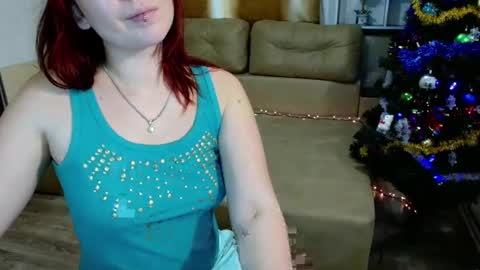 Snapshot of semisweetdream chatting on December 31, 10:26 am Next stream 2912 GMT2 online show from December 31, 10:26 am