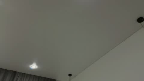 Snapshot of semorine chatting on March 23, 2:21 pm Ella online show from March 23, 2:21 pm