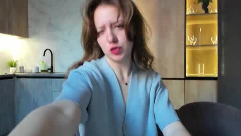 Ami online show from October 18, 9:10 am