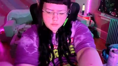 Goddess Ember online show from October 28, 6:39 am