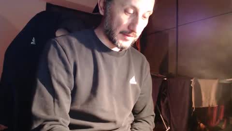 Snapshot of senorneby chatting on March 2, 7:21 pm senorneby online show from March 2, 7:21 pm