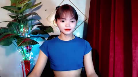 sensational_yeng online show from November 25, 5:02 pm