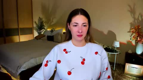 sensitiveheartt online show from October 13, 7:36 pm