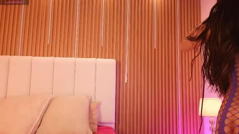 Snapshot of sensual_kim77 chatting on May 11, 12:55 pm Sensual Kim77 online show from May 11, 12:55 pm