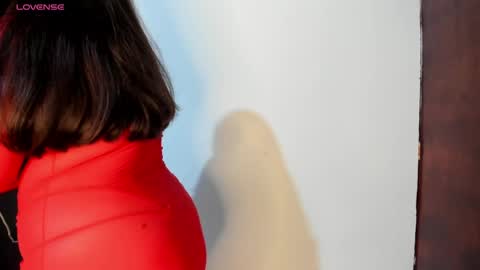 Snapshot of sensual_woman11 chatting on June 22, 8:50 pm MIA online show from June 22, 8:50 pm