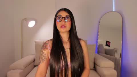 Snapshot of sensualhaven_ chatting on July 5, 10:50 pm sensualhaven_ online show from July 5, 10:50 pm