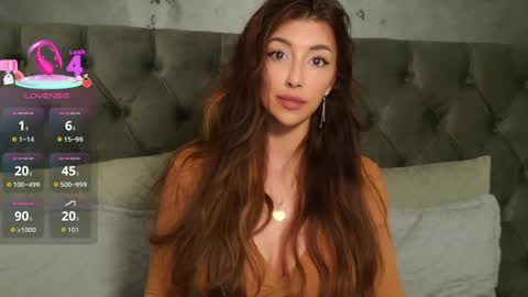 Snapshot of sensualldream chatting on May 18, 12:40 am Alya online show from May 18, 12:40 am