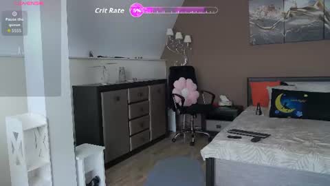 Snapshot of sensualwoman4u chatting on July 12, 4:14 am Tina online show from July 12, 4:14 am