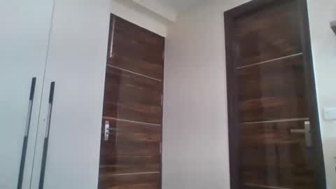 Snapshot of sentientarjun chatting on December 20, 6:19 am Sentient Being online show from December 20, 6:19 am