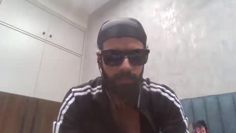 Snapshot of sentientarjun chatting on January 20, 9:22 pm Sentient Being online show from January 20, 9:22 pm