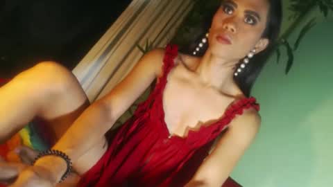 Snapshot of senyora_evangelista chatting on May 13, 12:30 am senyora_evangelista online show from May 13, 12:30 am