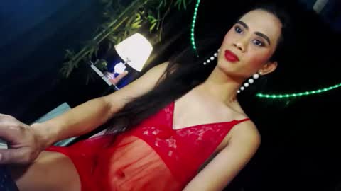 Snapshot of senyora_evangelista chatting on May 28, 12:30 am senyora_evangelista online show from May 28, 12:30 am