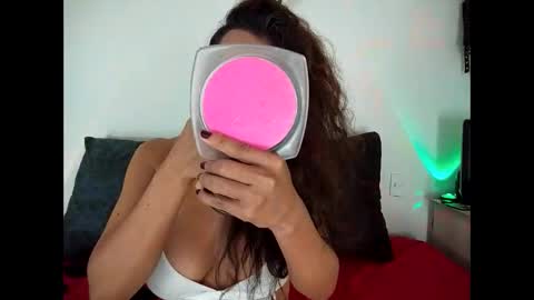 sephorandmonell online show from October 4, 6:50 pm