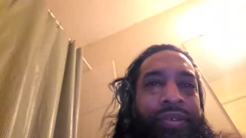 Snapshot of serani02 chatting on April 27, 11:08 am Serani online show from April 27, 11:08 am