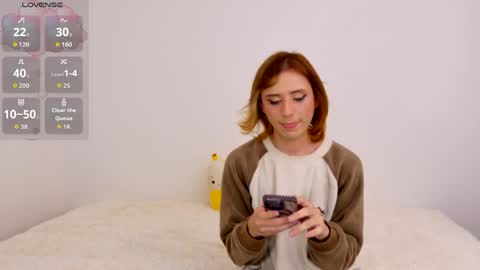 Snapshot of seraphine_star chatting on May 24, 7:30 pm Seraphine star online show from May 24, 7:30 pm