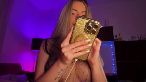 Snapshot of seravonndee chatting on January 31, 9:02 pm Ana online show from January 31, 9:02 pm