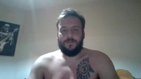 Snapshot of serbianguy8 chatting on July 19, 10:46 pm serbianguy8 online show from July 19, 10:46 pm