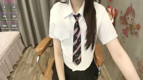 Snapshot of serena_angel18 chatting on June 3, 2:33 pm Serena online show from June 3, 2:33 pm