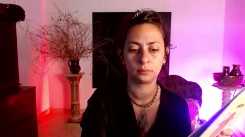 Snapshot of serena_xyz chatting on September 28, 4:56 pm Serena Xyz online show from September 28, 4:56 pm