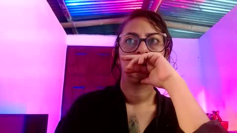 Serena Xyz online show from December 14, 3:06 pm