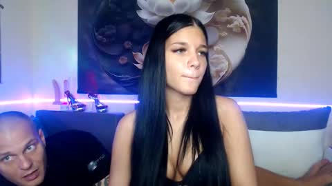 serenaandryan online show from September 14, 6:51 pm