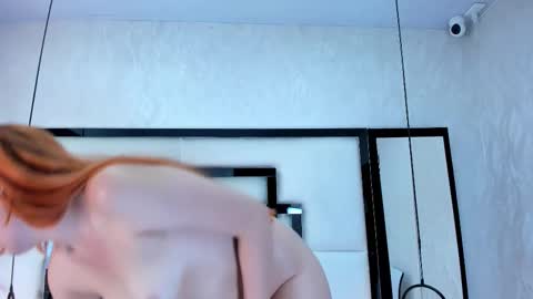 SERENA WILD online show from March 6, 6:21 am