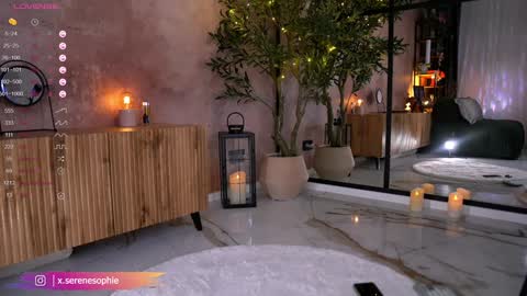 Serene Sophiex online show from November 17, 10:04 pm