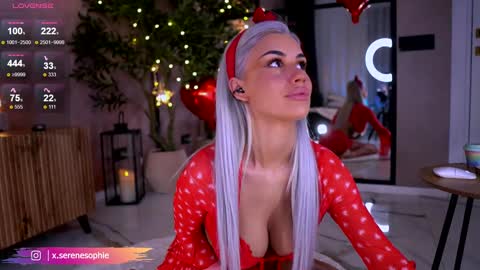 Serene Sophiex online show from February 14, 9:44 pm