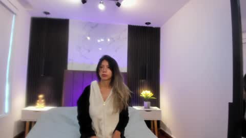 Serene online show from December 19, 3:08 pm