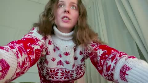 Hey Guys and Girls non-binary personalities  Im Sereta online show from December 13, 1:44 pm