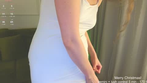 Hey Guys and Girls non-binary personalities  Im Sereta online show from December 24, 3:47 pm