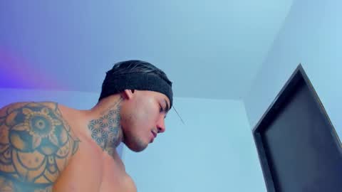 Snapshot of sergio__ferrer chatting on October 17, 8:44 pm SERGIO FERRER online show from October 17, 8:44 pm