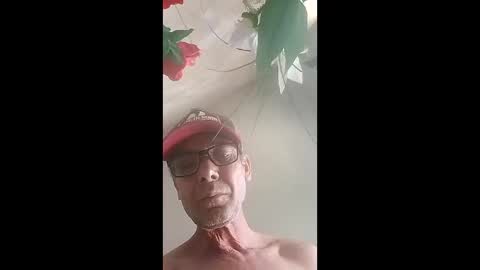 Snapshot of sergiobianchi977 chatting on April 13, 4:01 pm sergiobianchi977 online show from April 13, 4:01 pm