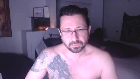 serk1122 online show from February 24, 11:52 am