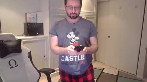 serk1122 online show from March 18, 7:00 am