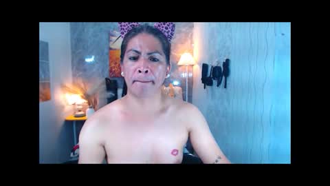 Snapshot of service_me711 chatting on May 30, 6:38 pm call me MILES online show from May 30, 6:38 pm