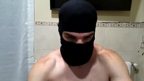 Snapshot of seryx1984 chatting on June 17, 8:32 pm DarkHeatAthlete online show from June 17, 8:32 pm