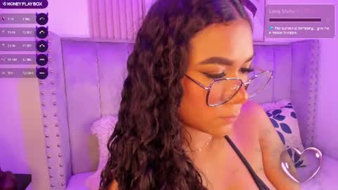 Snapshot of seshat_hitt_ chatting on July 16, 4:18 am Danna online show from July 16, 4:18 am