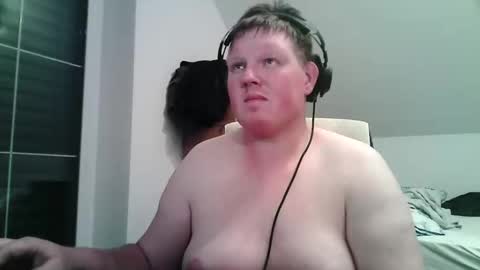 setcuna online show from April 22, 9:05 pm