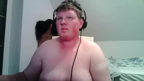 Snapshot of setcuna chatting on May 1, 7:40 pm setcuna online show from May 1, 7:40 pm