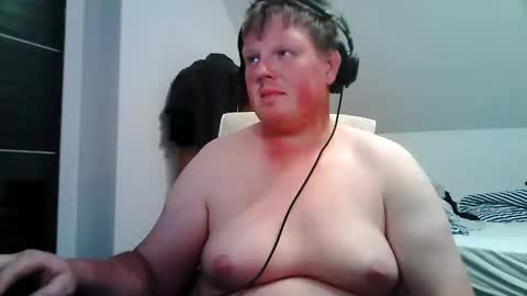 Snapshot of setcuna chatting on May 22, 9:31 pm setcuna online show from May 22, 9:31 pm