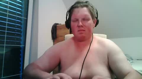 Snapshot of setcuna chatting on June 9, 6:52 pm setcuna online show from June 9, 6:52 pm