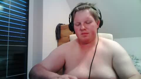 Snapshot of setcuna chatting on June 10, 6:40 pm setcuna online show from June 10, 6:40 pm