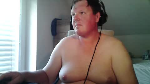 Snapshot of setcuna chatting on June 11, 5:11 pm setcuna online show from June 11, 5:11 pm