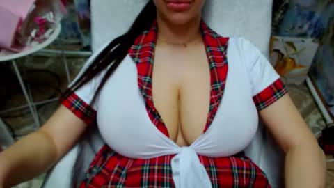 seu_cute online show from February 18, 8:21 am