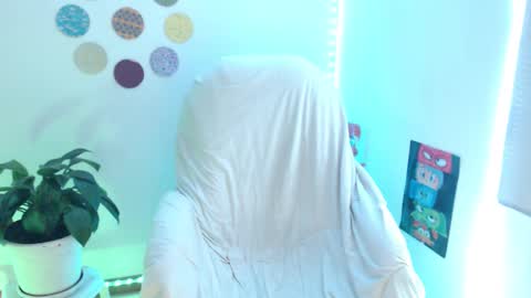 Snapshot of seuctive_woman57 chatting on February 15, 4:31 am samy online show from February 15, 4:31 am