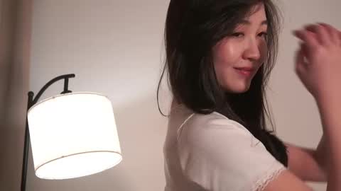 Sana online show from March 8, 3:24 pm