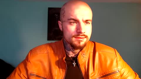 Snapshot of sevendragons1 chatting on March 9, 12:31 pm SevenDragons online show from March 9, 12:31 pm